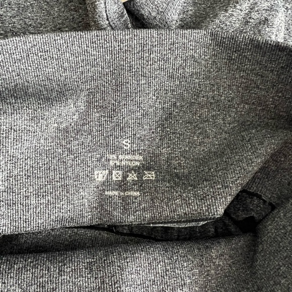 Small NVGTN Contour Seamless Biker Shorts - Picture 3 of 3